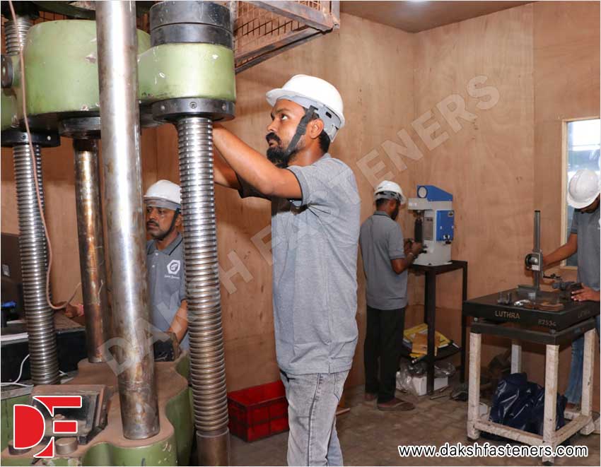 Threaded Rods, Coil Rods, Strut Channel Fittings, Fasteners Manufacturers Exporters Suppliers in India Ludhiana